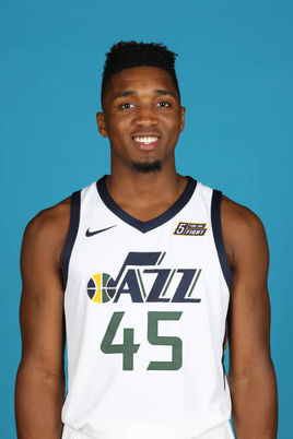 备受外界关 备受外界关